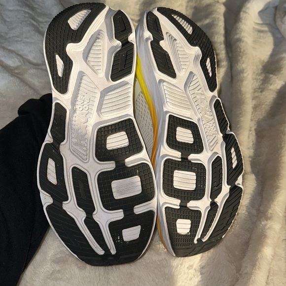 Hoka One One Bondi 7 Nimbus Cloud/ Radiant Yellow Size 12 - Picture 8 of 13